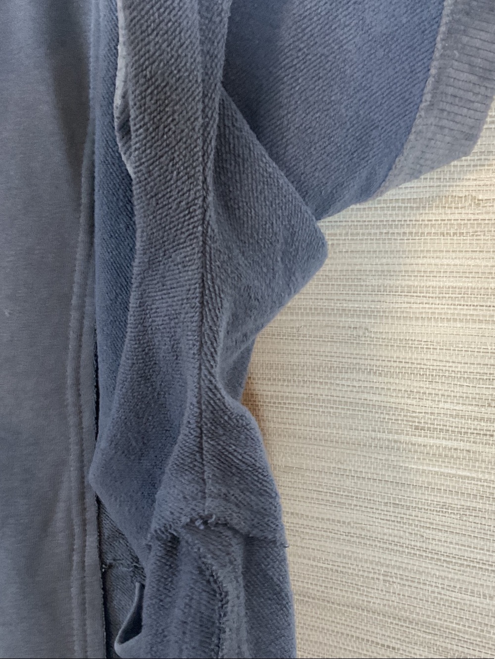 AEMI+CO Dusty Blue Oversized Hooded Mixed Media Raw Edge Curved Hem Pullover Lg - Picture 7 of 11